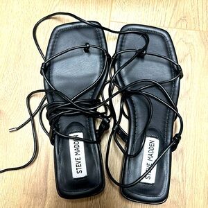 Steve Madden Lace up flats